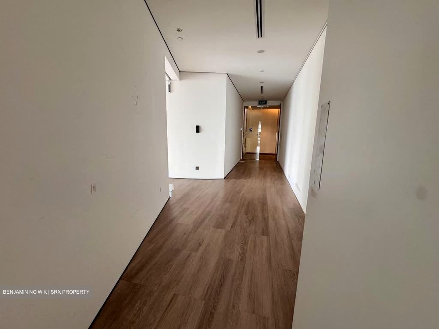 Samsung Hub (D1), Office #598116541